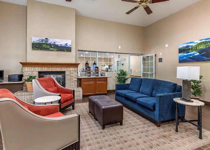 Comfort Suites Fort Collins Near University